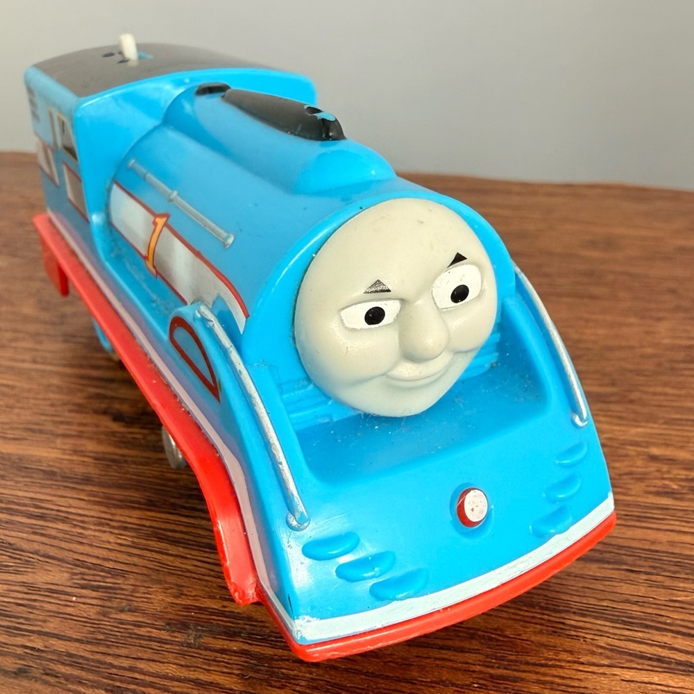 Trackmaster Streamlined Race Thomas the Tank & Friends Motorised train